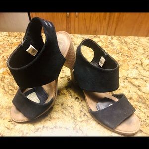 TOMS Black Suede Majorca Cutout High Heel Sandals Sz W 8.5